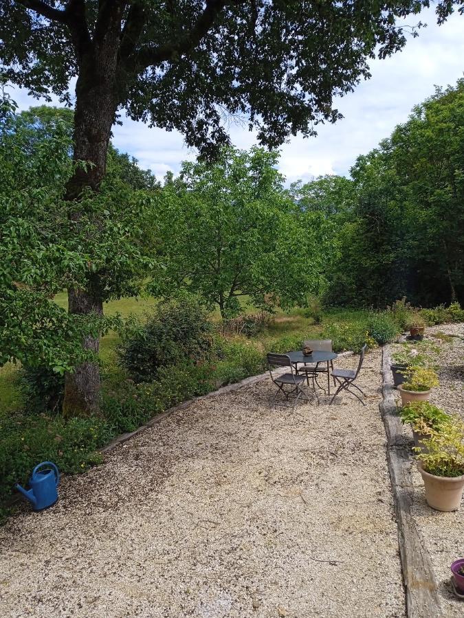Bed and Breakfast Chez Karine Ceyzerieu Exterior foto